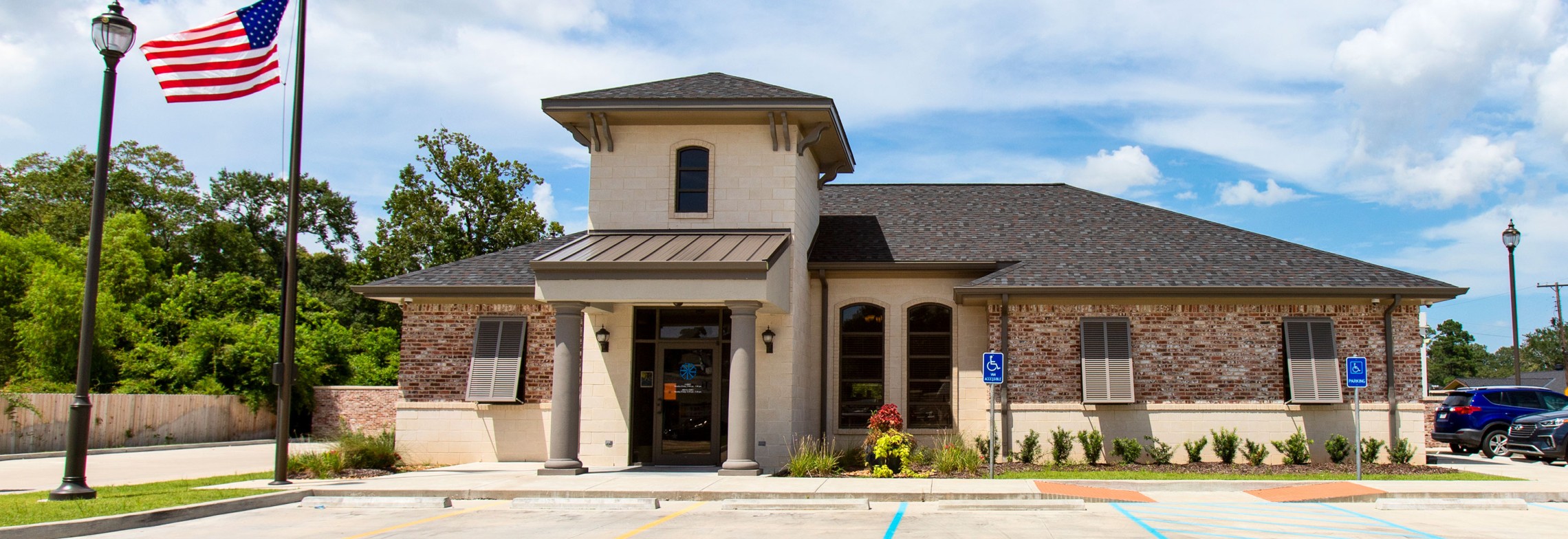 Locations & Hours Lakeside Bank